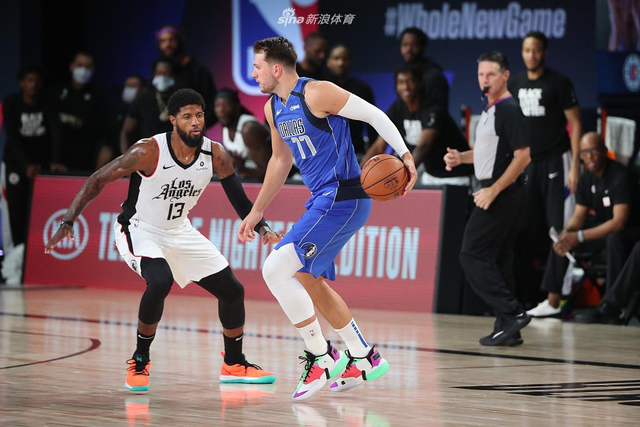 自从主教练 自从主教练