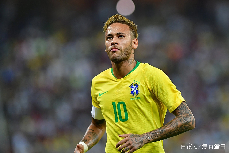 他用扣篮提 他用扣篮提