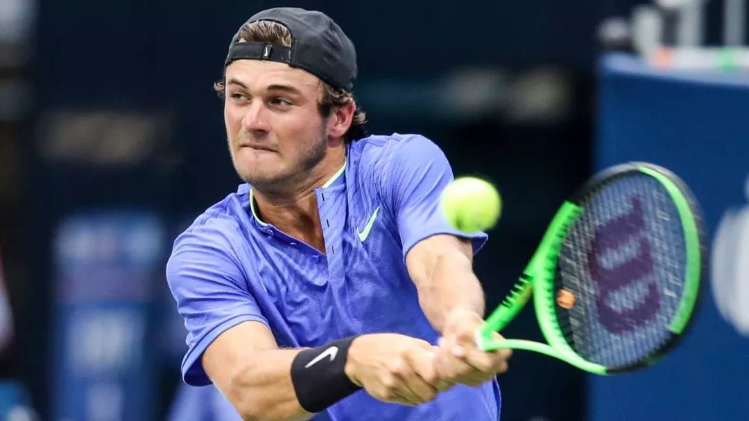 痛失领奖台 痛失领奖台