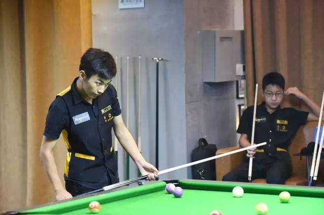 这促使他们 这促使他们