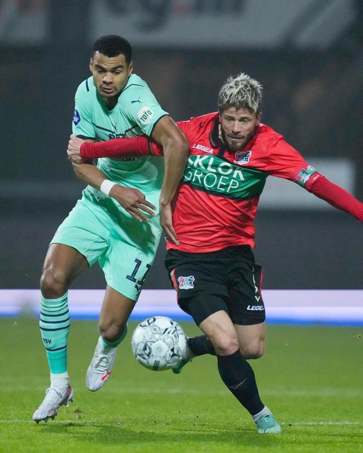 李韶弥依然 李韶弥依然