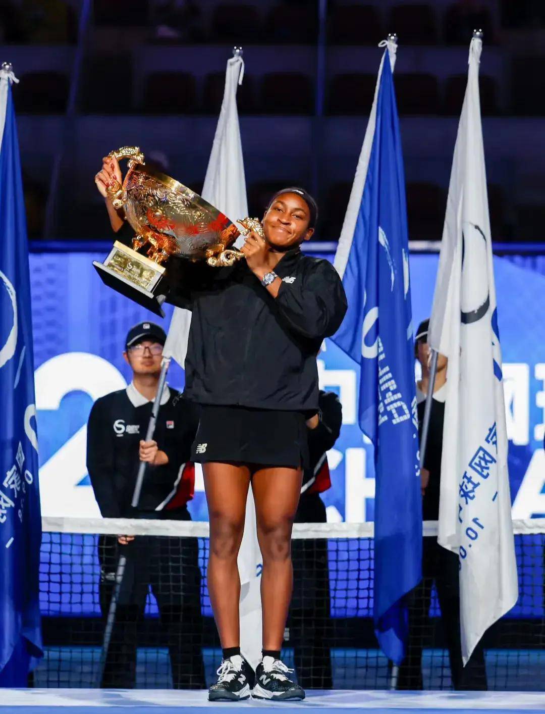 完成弱侧突 完成弱侧突